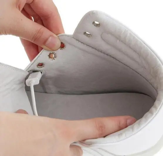 Кожаные ботинки женскую роль женский 2016 светящиеся обувь из высокое качество