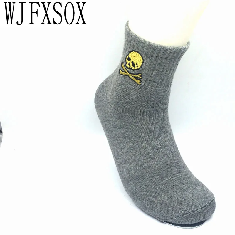 WJFXSOX, хит, новые хлопковые носки с вышитыми черепами, мужские и женские Носки с рисунком черепа, крутые повседневные носки, Meias, унисекс