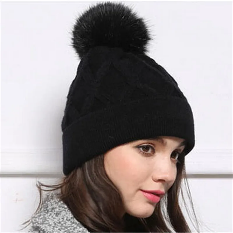 Осенью Gorro Для женщин шапочки с пом зимние Шапки для девочек капот женские