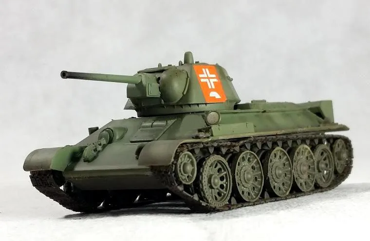 TRUMPETER 1:72 Германия захватила модель 36268 года среднего размера в виде атомайзера