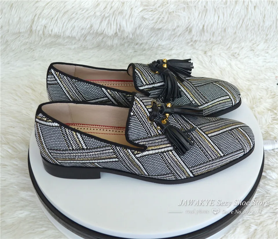 Модные лоферы с кисточками серого цвета Мужские модельные туфли квадратным