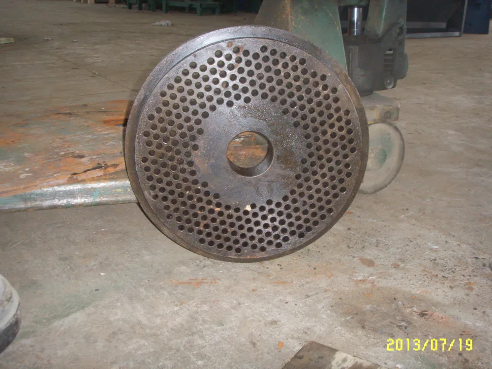 Фото MKL395 flat die pellet mill spare parts --------------- A set of roller and Инструменты MKL395 flat die pellet mill spare parts --------------- A set of roller and Инструменты