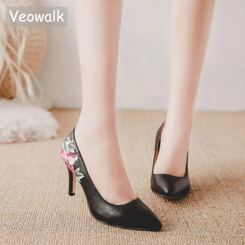 Женские туфли из натуральной овечьей кожи Veowalk черные лодочки на шпильке 7 см с