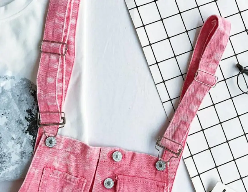

2018 New Summer Korean Women Denim Jumpsuit High-waisted Ripped Hole Wavy Edge Jumpsuit Fashion Suspenders Pants s1731