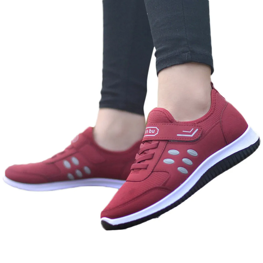 Новинка женские кроссовки на плоской подошве из сетчатого материала дышащая