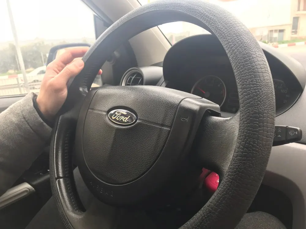Стайлинг автомобиля наклейка на рулевое колесо для Ford Fiesta Focus 2 Fusion Galaxy 3 KA + Mondeo 4