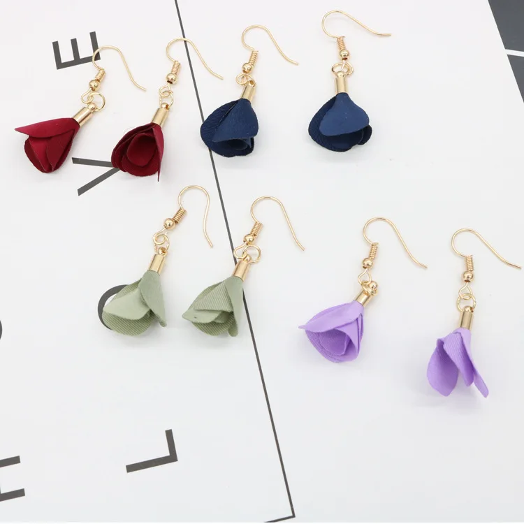 Хит минималистичные серьги с цветами и кисточками темпераментные элегантные