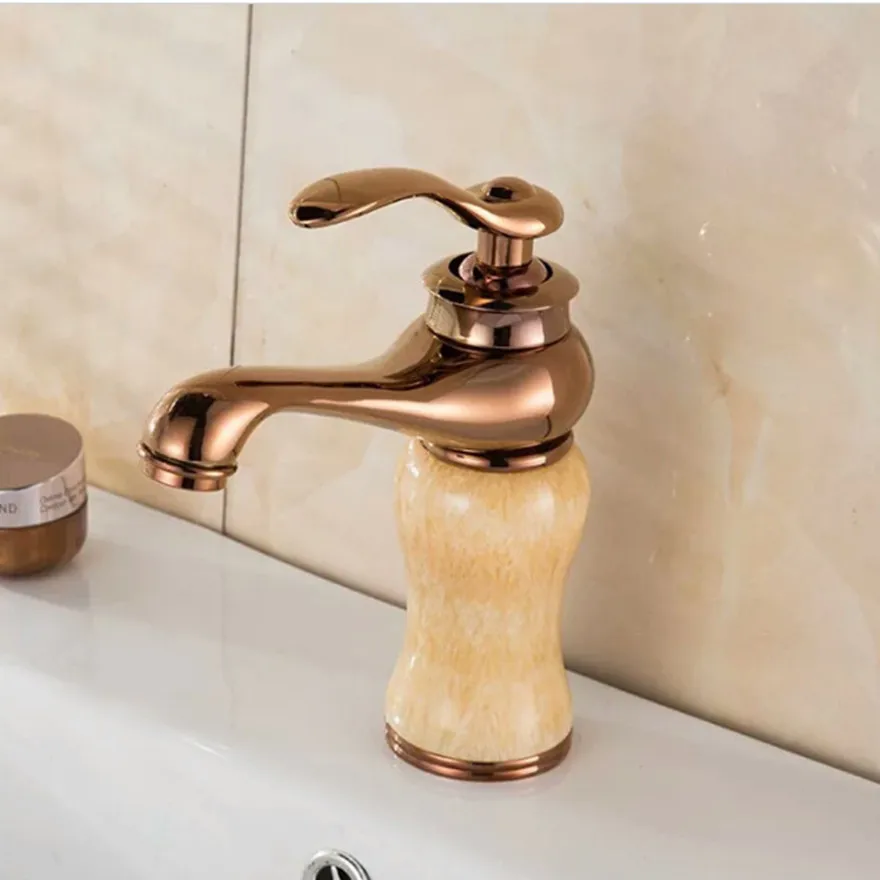 Смеситель для ванной комнаты European Gold Старинная медная раковина горячей и