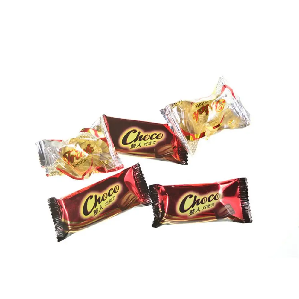 April Fool's Day реквизит страшные шоколадные конфеты целые люди игрушки хитрое