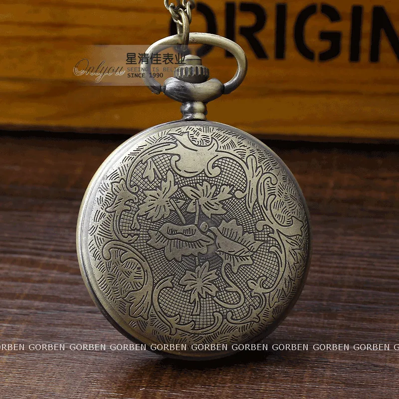 

Retro Death Note Pattern Anime Pocket Watch Necklace for Men Women Hollow Bronze Quartz Antique Clock Chain Pendant Gift