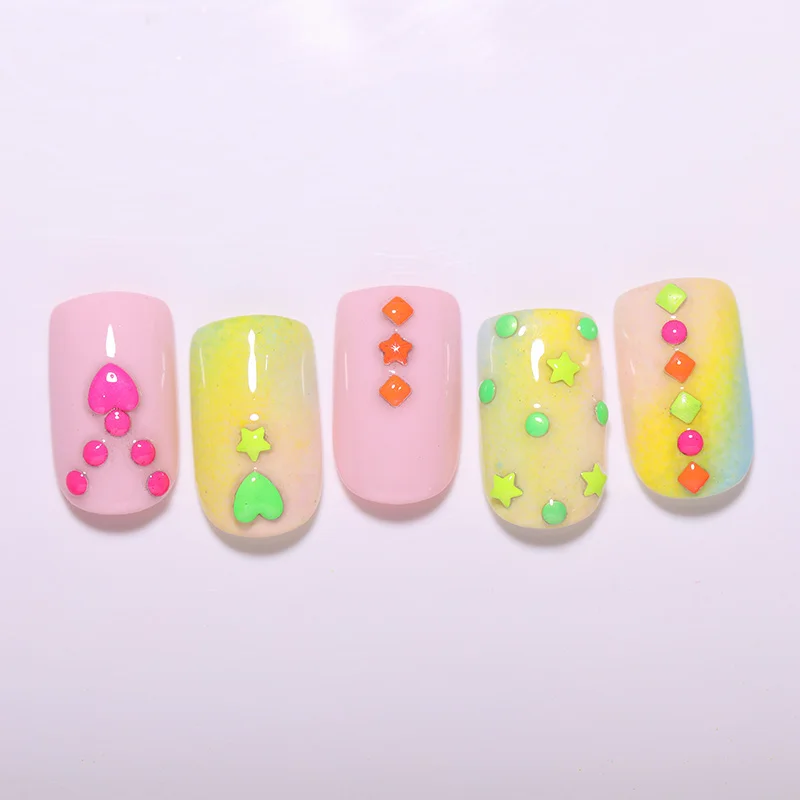 BORN PRETTY флуоресцентный ноготь Заклепки Шпильки квадратное круглое Сердце