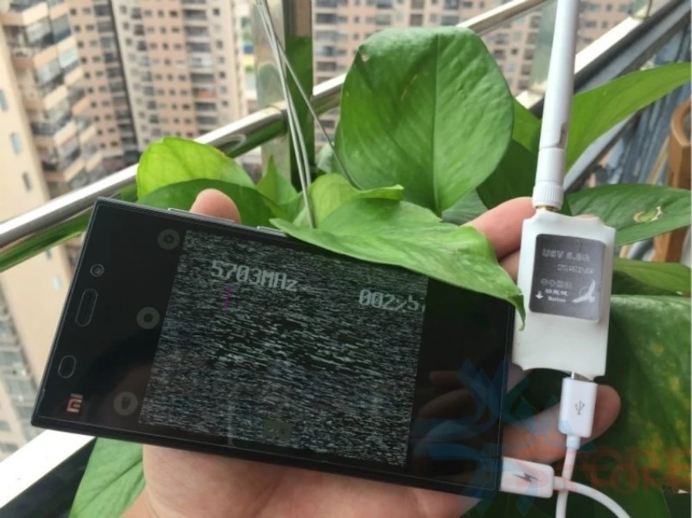 

New Arrival UVC OTG 5.8G 150CH Full Channel FPV Receiver For Android Mobile Phone Smartphone
