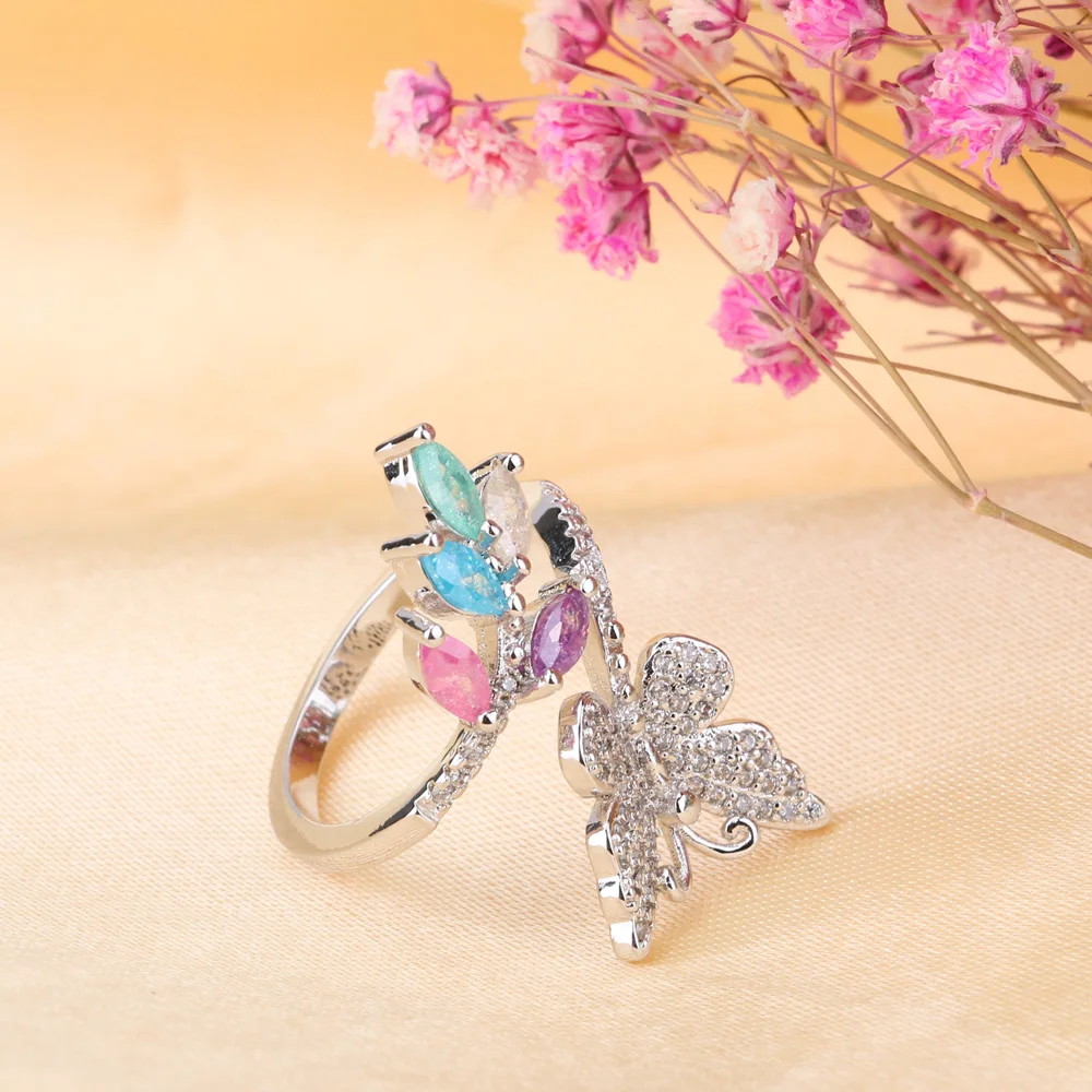 Кольцо женское серебряное с инкрустацией в виде снежинки | Украшения и