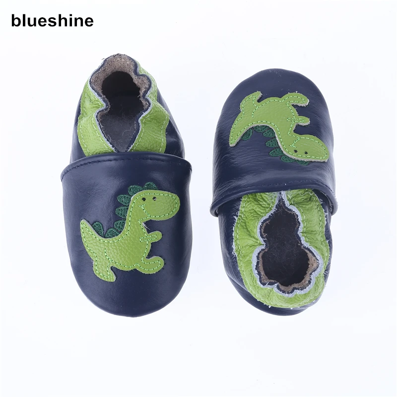 Тапочки из мягкой кожи с мультипликационным принтом «ленивый кот» для маленьких мальчиков и девочек 0-6, 6-12, 12-18 месяцев; обувь для малышей; Zapatos; обувь для малышей