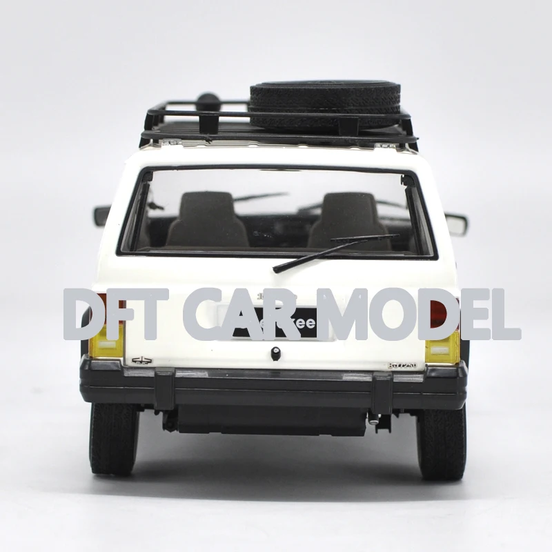 1:18 сплава игрушечный транспорт Beijing Jeep 2500 автомобиль модель детской машинки уполномоченным подлинные детские игрушки