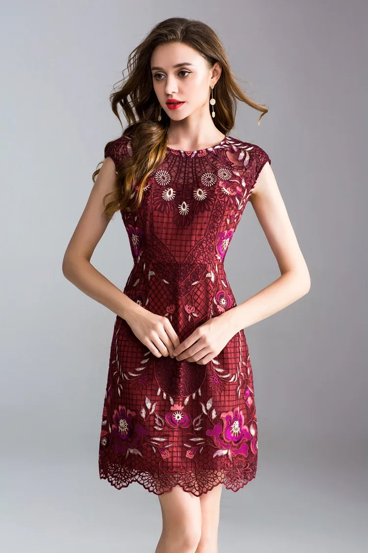 European Plus Size Vintage Dress Summer Party Homecoming Women Exquisite Embroidery See Through Lace Patchwork Dress Slim