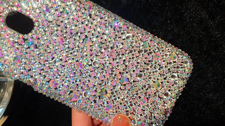 

For Sony Xperia 5 8 10 Plus 1 XZ4 XA3 Z3 Z5 Compact L1 L2 L3 M5 E5 Xperia 10 II Fashion Gold Full Rhinestone Case