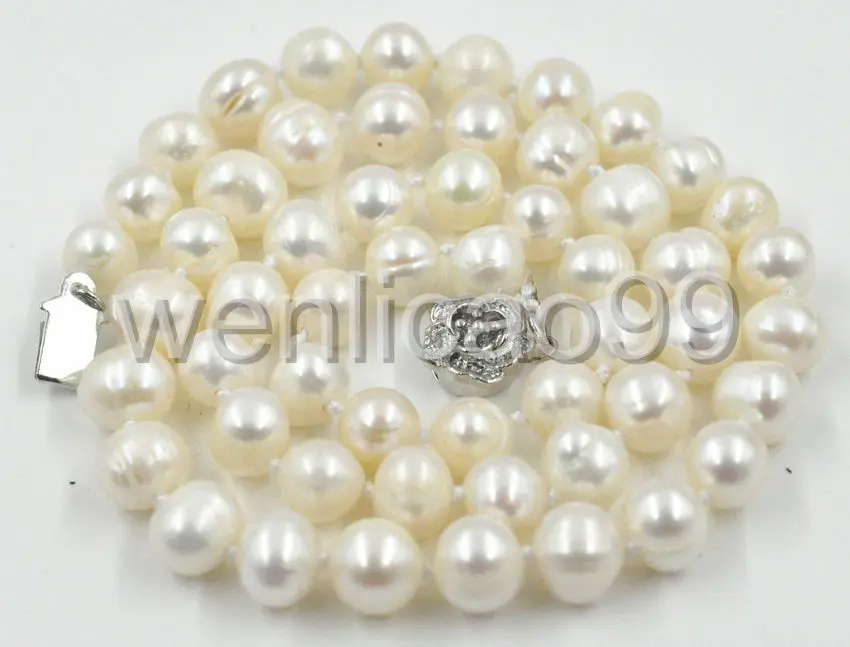 Ожерелье Akoya с пресноводным культивированным жемчугом и зеленым нефритовым