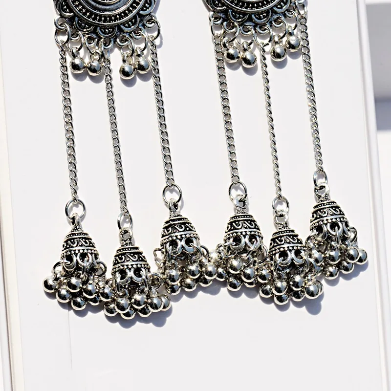 OIQUEI индийские серьги Jhumka ювелирные изделия для женщин Бохо этнические винтажные круглые резные Большие колокольчики длинные висячие серьги с кисточкой