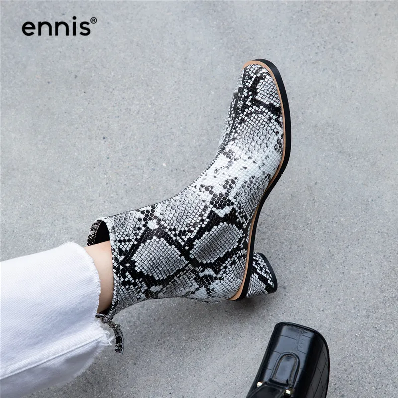 ENNIS/; Модные ботильоны; женские ботинки из натуральной кожи; обувь с круглым носком; ботинки из мягкой кожи; женские осенние повседневные ботинки; A951