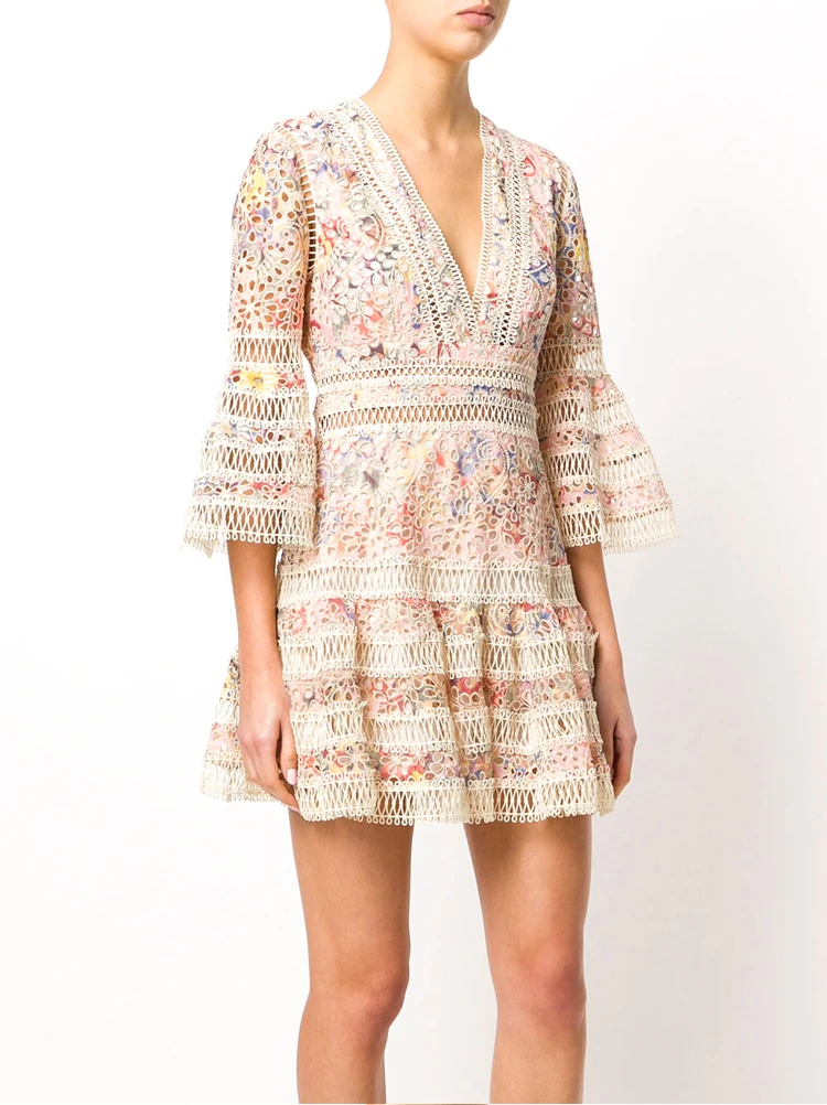 

2020 Summer Self portrait New arrive High quality embroidery lace V neck dress Flare Sleeve Runway Chic hollow out short Dress