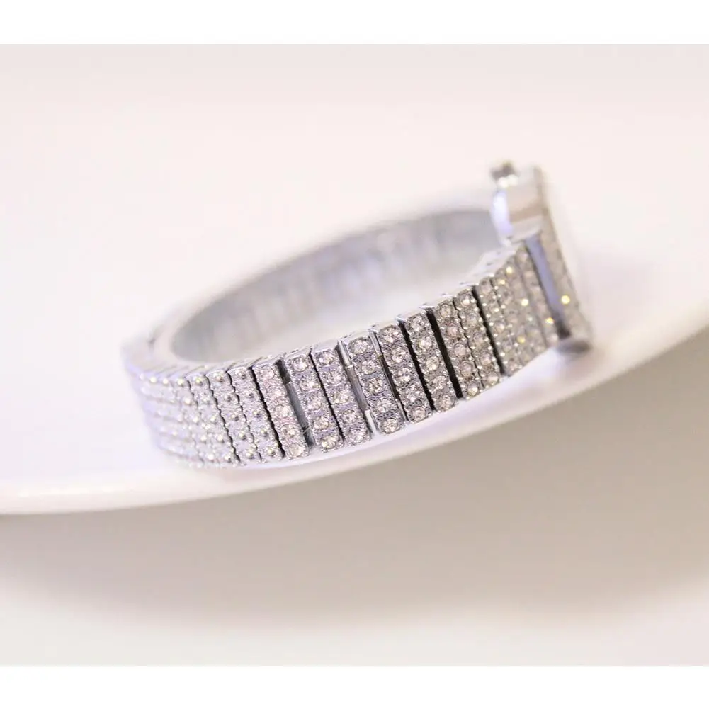 LinTimes Women Elegant Luxury Watches Bracelet Shimmer Crystal Quartz Wristwatch reloj mujer Clock