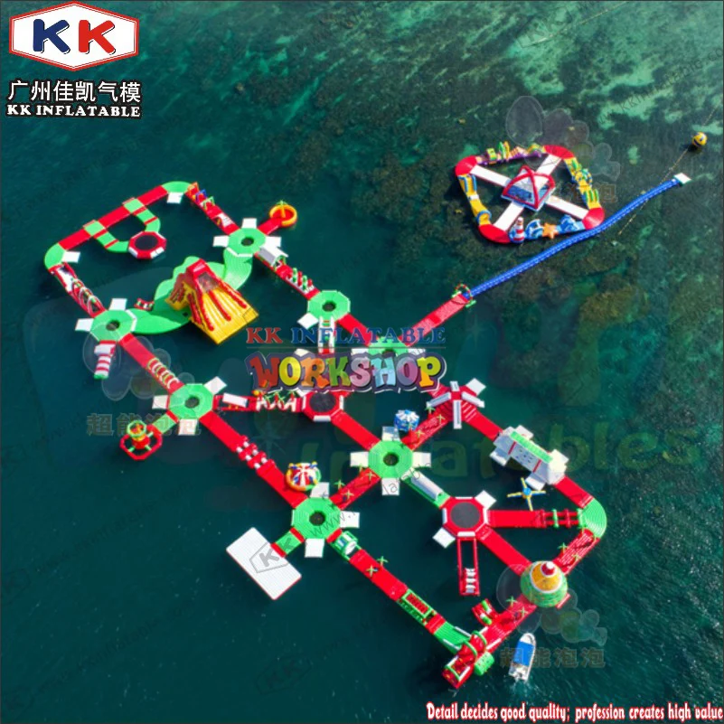 Kopen Kk Merk Opblaasbare Soort Drijvende Water Speelgoed Red & Creen & Witte Kleur Opblaasbare Waterpark Voor Kinderen En Volwassen