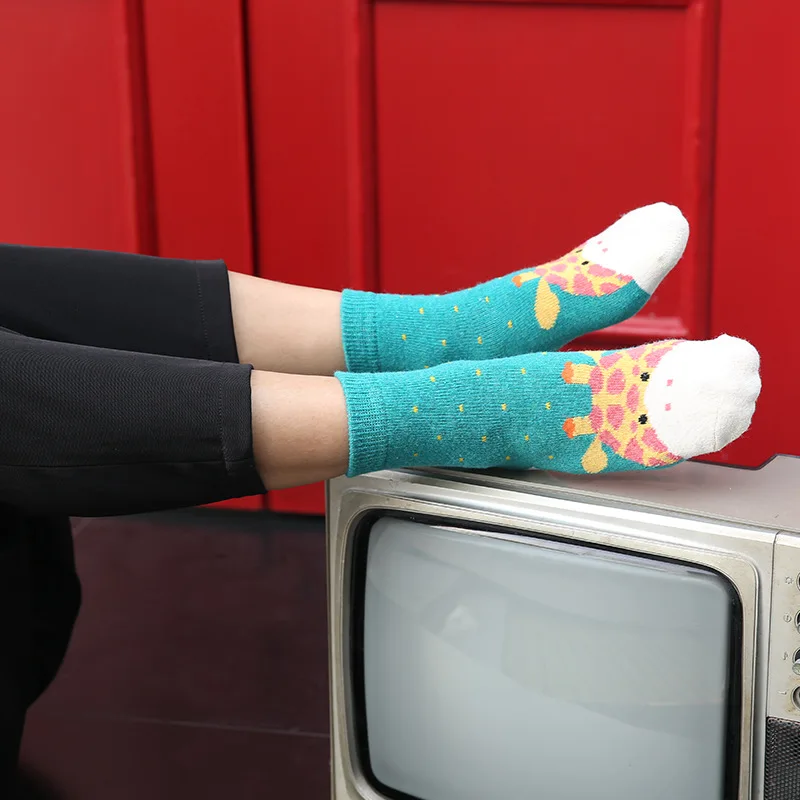 Casual Cartoon Print Women Socks Warm winter female Funny Happy Art Cute cartoon animals Pattern Cotton Sox 2017 new listing | Женская