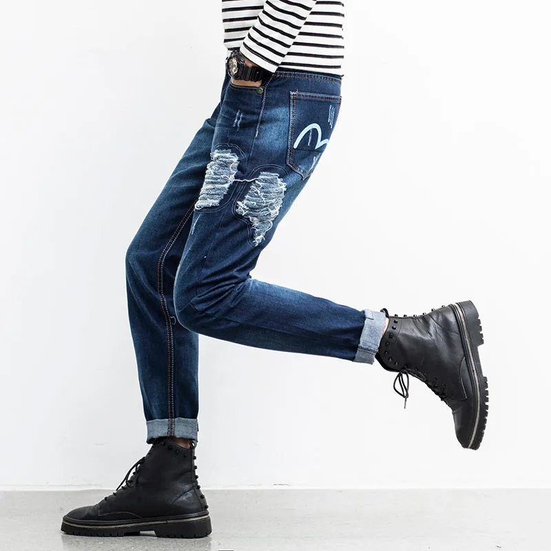 Мужские Джинсы Рваные 2017 Лето Slim Fit Узкие Мужчин Патч Прямо Уничтожить Мыть |