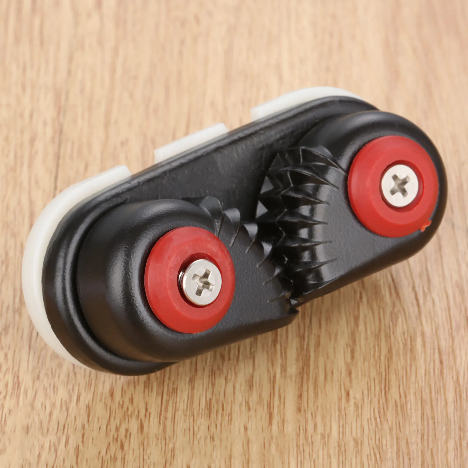 1 шт. анодированная алюминиевая лодка парусный спорт шариковый подшипник Cam бутсы