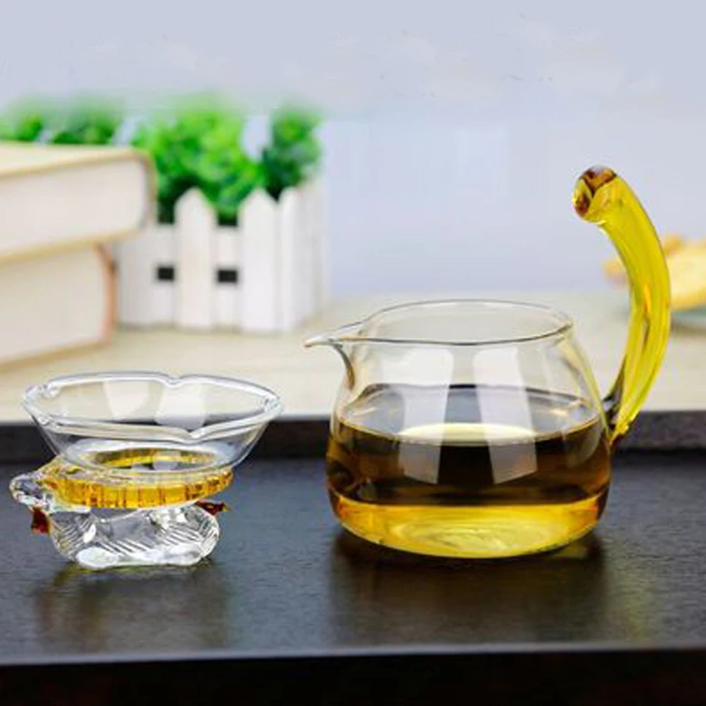 Элегантная стеклянная кружка 400 мл с изображением ярмарки Подарочный чайный