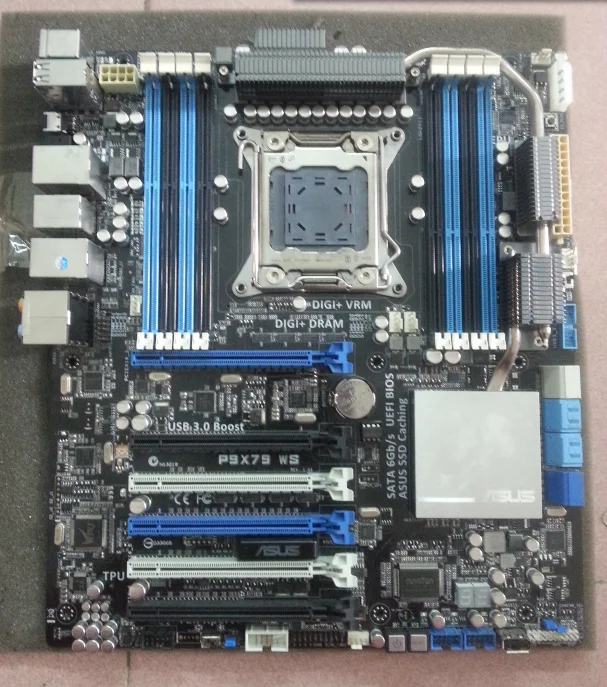 Оригинальная материнская плата P9X79 WS LGA2011 X79 с одной рабочей станцией 90% новая |