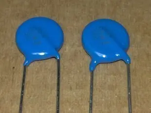 Russia 20 d561 varistor (560 v) | Электронные компоненты и принадлежности