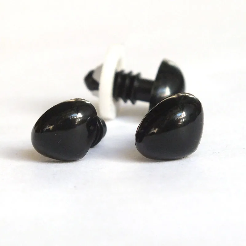 

50pcs 12mm triangle safety nose(with washers) Diy doll toy Accessories Triangle Toy Noses