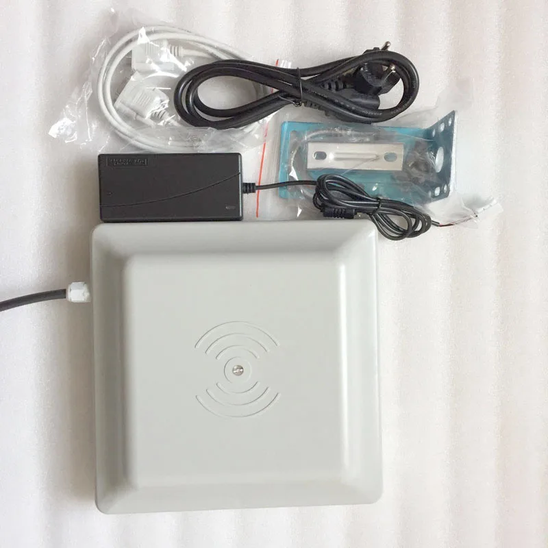 8dbi Телевизионные антенны RS232/RS485/Wiegand читать 6 м интегративной UHF Reader+ 50 UHF RFID лобового стекла клей теги