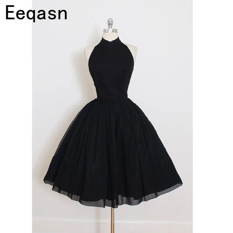 

Ball Gown 2021 Short Black Graduation Homecoming Dresses Pleat Backless Halter Neck Cheap Cocktail Party Gowns Plus Size