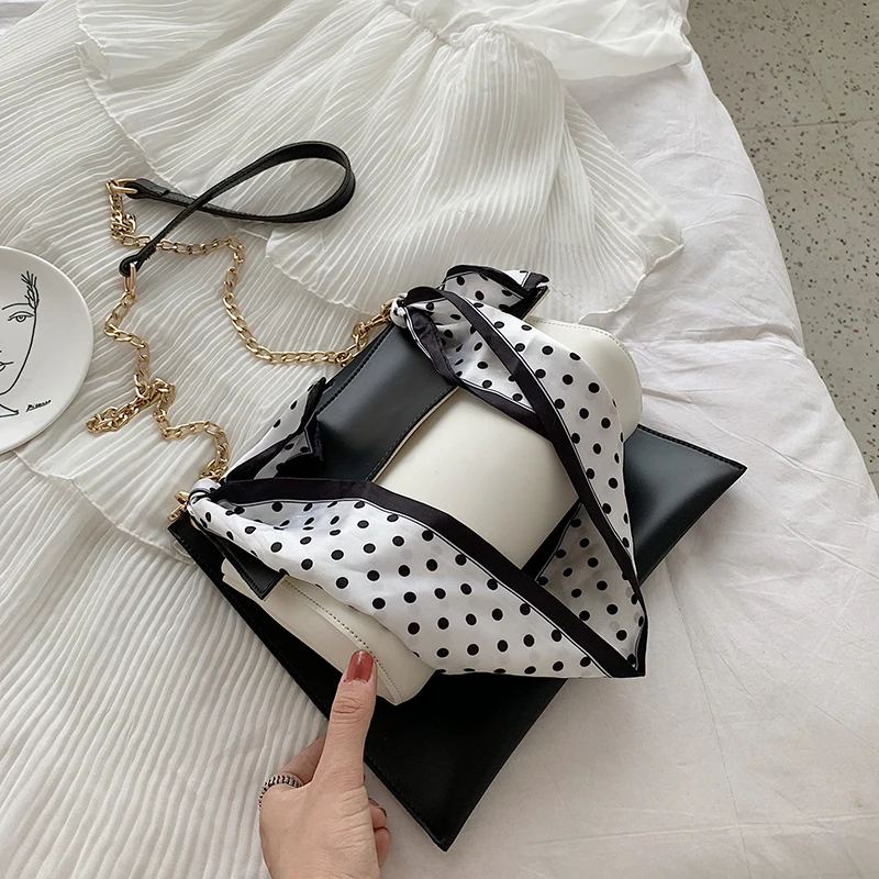 Простая маленькая квадратная сумка в европейском и американском стиле женская