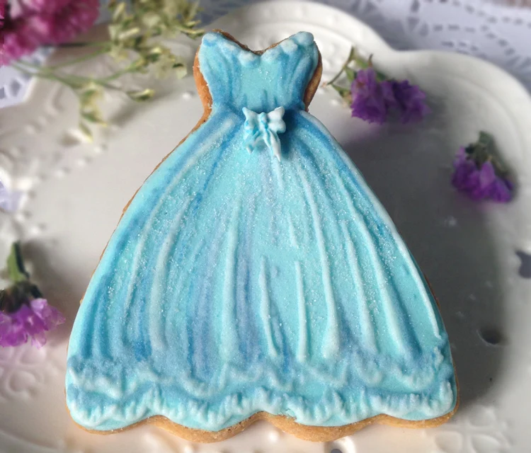 Цельнокроеное платье для принцессы резак печенья из молд-металла вечерние