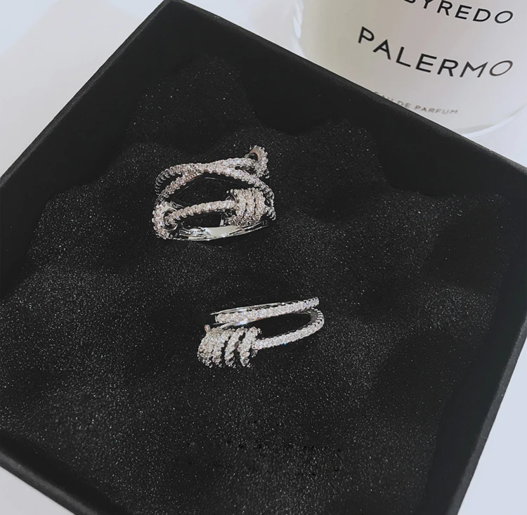 Новое модное роскошное кольцо в виде кольца серебряного цвета с крестом