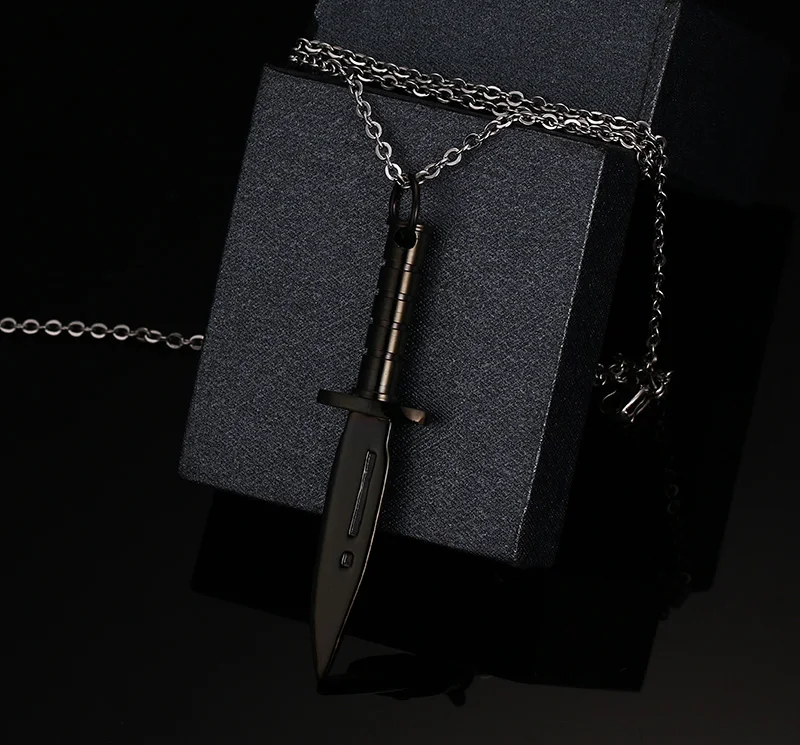 2017 1 Шт. Личность Меч Кинжал Простое Ожерелье Из Нержавеющей Стали Мужчины