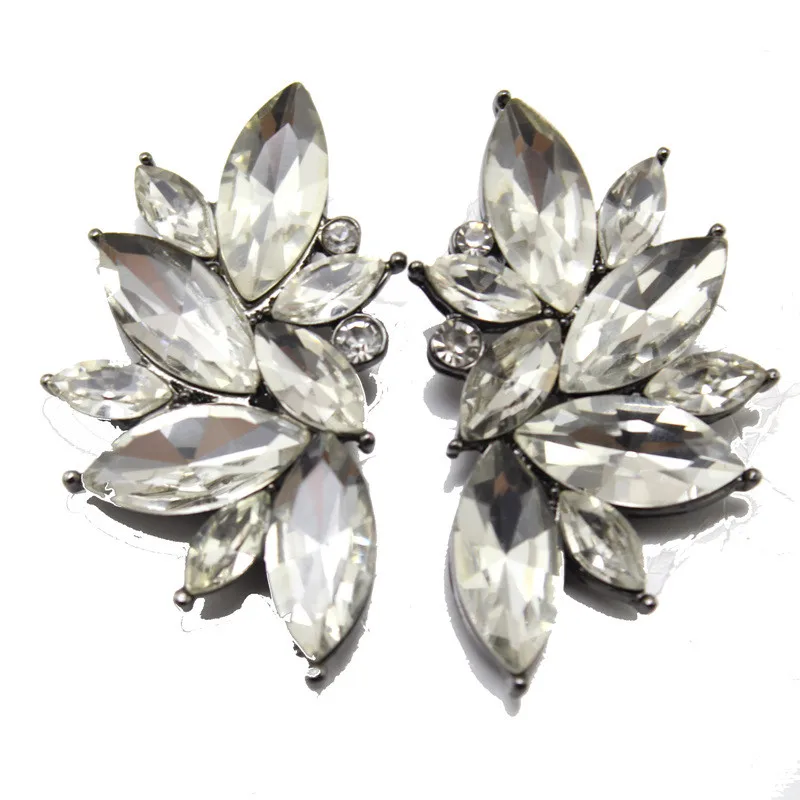 H: серьги гвоздики в рождественской тематике 2017 брендовые Новые Элегантные