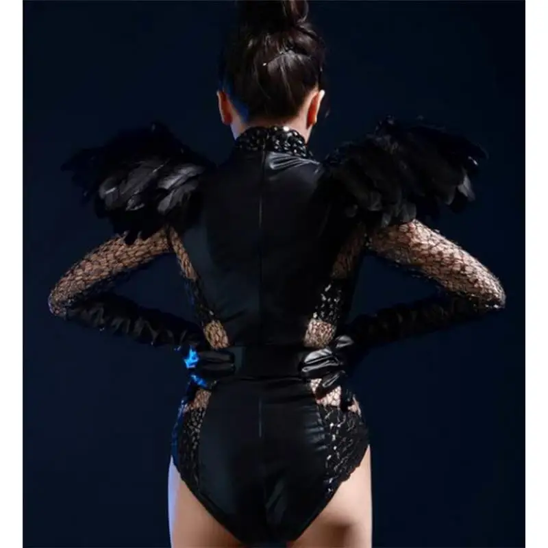 Костюм с черными перьями кожаный боди модная цельный сетчатый костюм для ночного