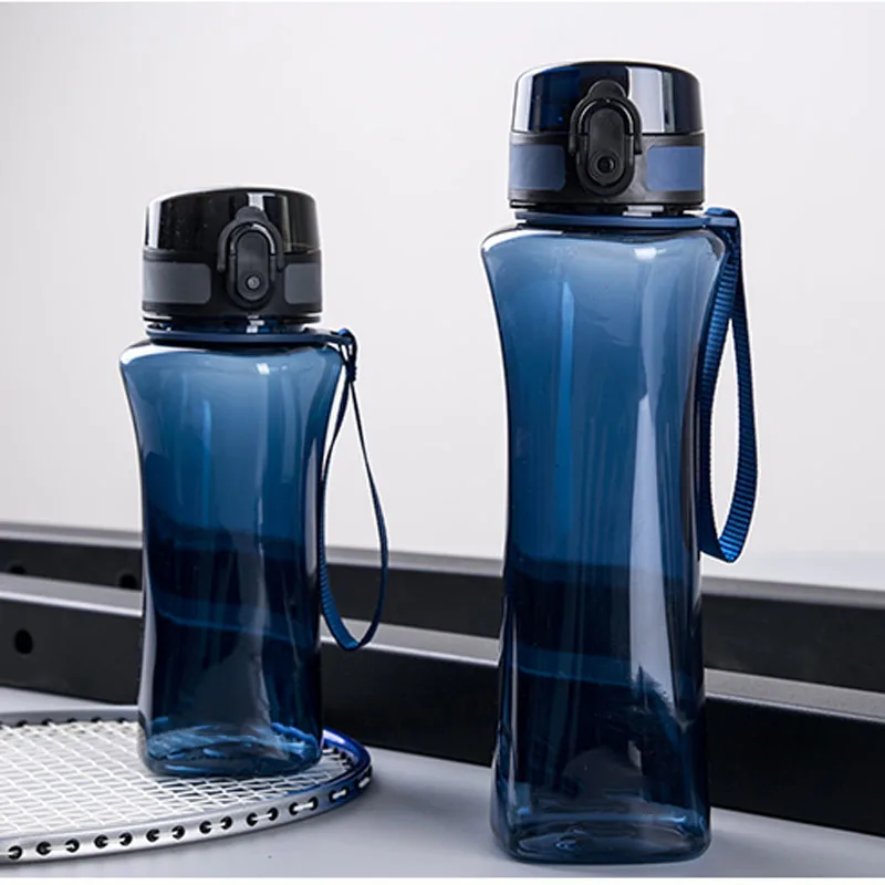 Спортивные Бутылки для воды 400/600ml Протеин шейкер для путешествий на открытом воздухе Портативный герметичные Тритан Пластик напитков бутылка без добавления бисфенола А