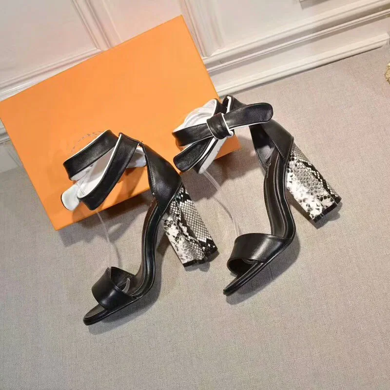 DHL доставка женские модные кожаные сандалии на каблуке с цветком сливы и шлепанцы