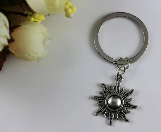 Sun талисман дракон винтажный Серебристый Брелок для ключей кольцо автомобиля