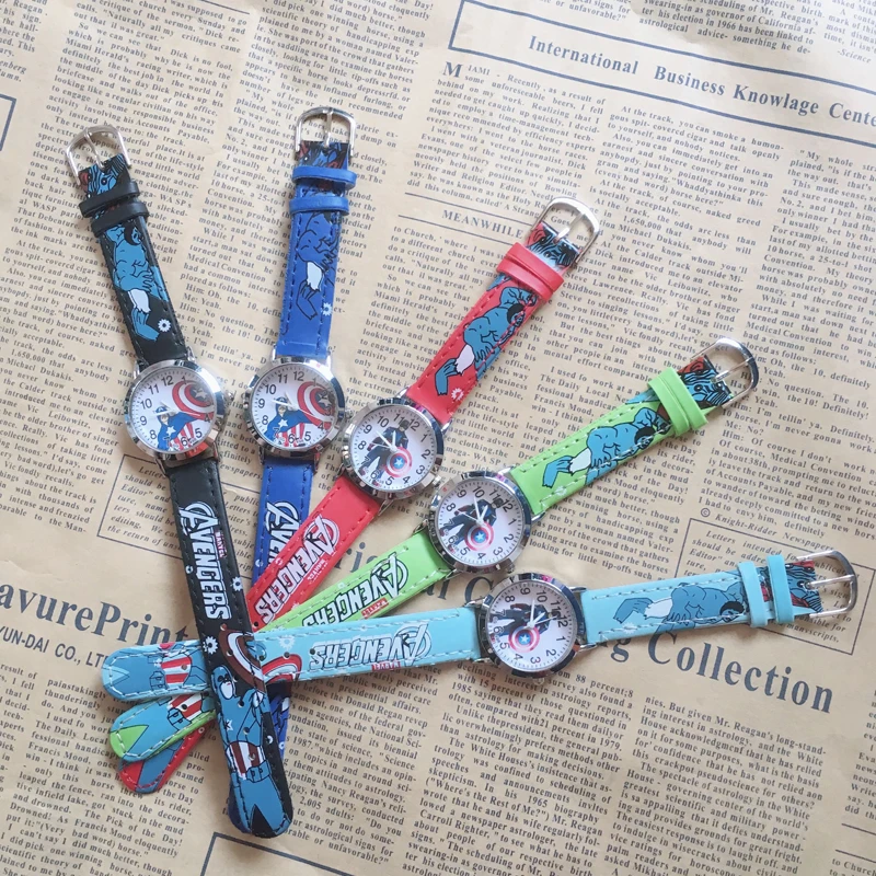 Детские часы с рисунком Капитана Америки модные кварцевые наручные кожаным