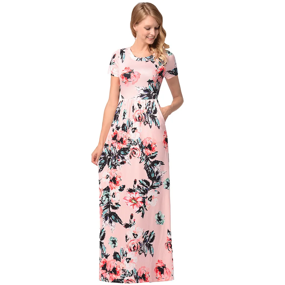 Женское пляжное платье с короткими рукавами длинное круглым вырезом и кулоном