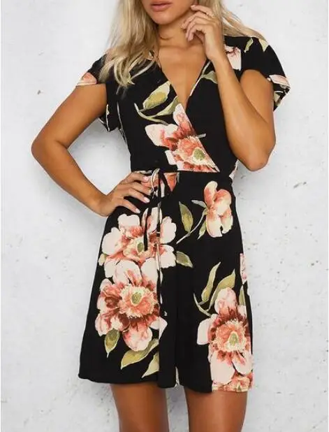 Женское цветочное мини платье с короткими рукавами глубоким v образным вырезом