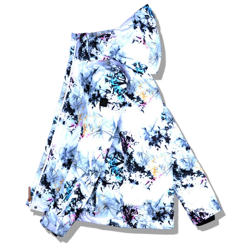 Зимняя куртка женская лыжная белая Цветочная для сноуборда Женская