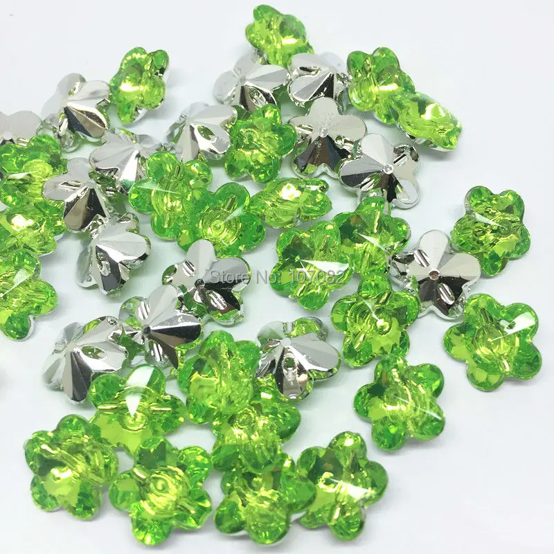 

100pcs 13mm Green Acrylic Flower Buttons Silver Plated Shiny Garment Sewing Accessories